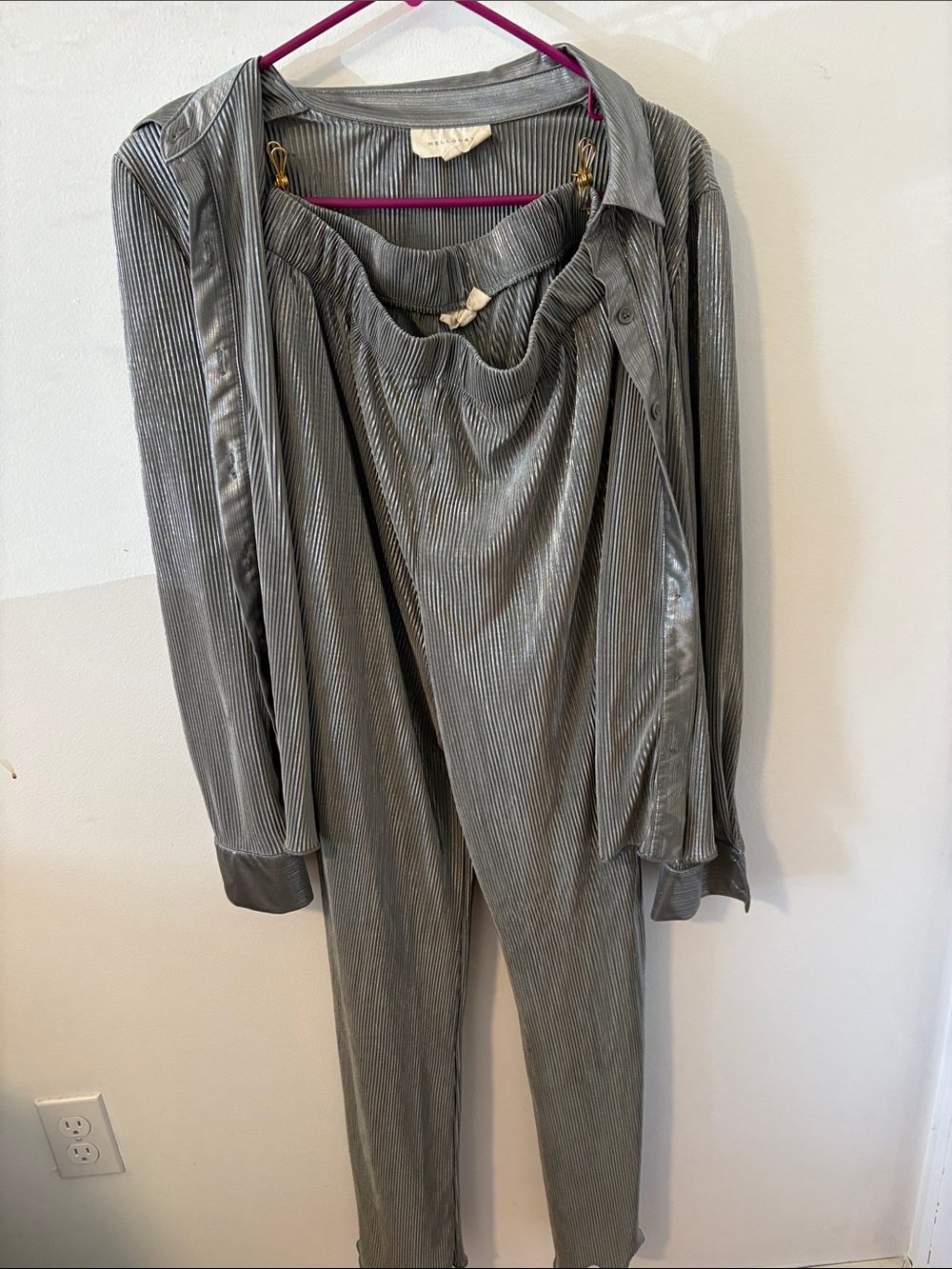 Women’s Silver Gray Pleated Matching Shirt